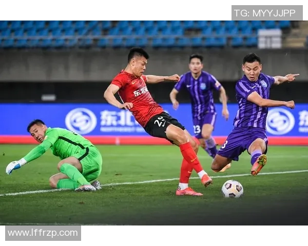 上海足球队在世锦赛积分榜上以56分稳居第一名展现强劲实力